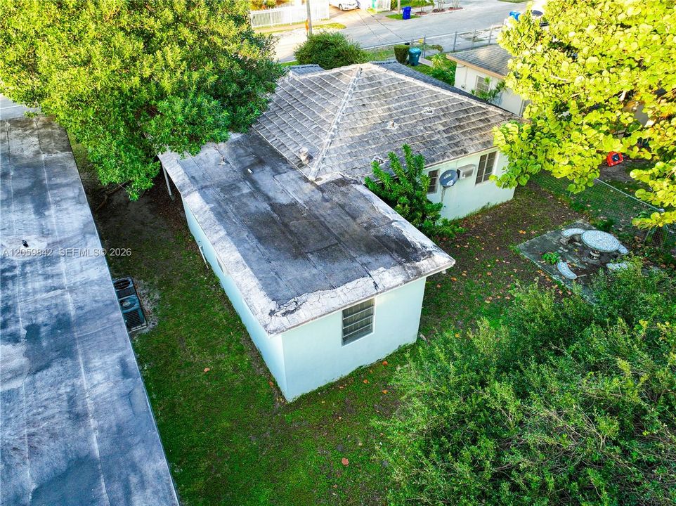 En Venta: $299,900 (3 camas, 2 baños, 1242 Pies cuadrados)