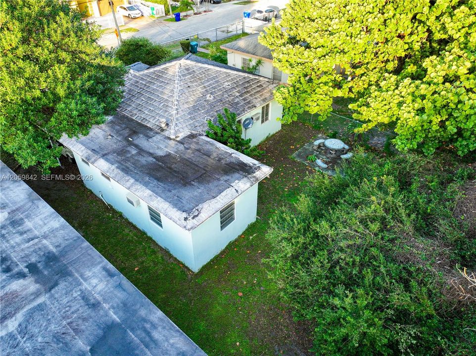 En Venta: $299,900 (3 camas, 2 baños, 1242 Pies cuadrados)