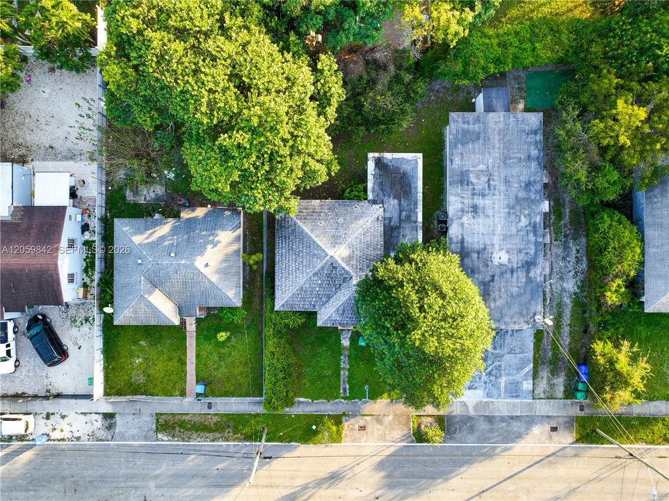 En Venta: $299,900 (3 camas, 2 baños, 1242 Pies cuadrados)