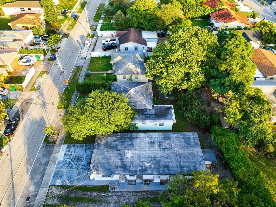 En Venta: $299,900 (3 camas, 2 baños, 1242 Pies cuadrados)