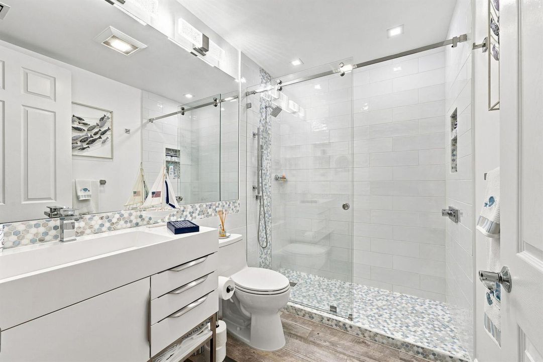Guest En-Suite