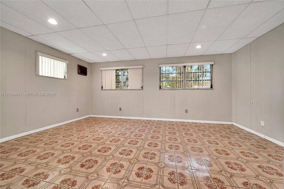 En Renta: $3,300 (3 camas, 2 baños, 1684 Pies cuadrados)