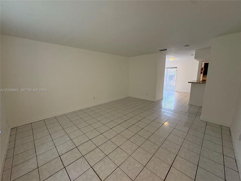В аренду: $1,800 (2 спален, 1 ванн, 0 Квадратных фут)