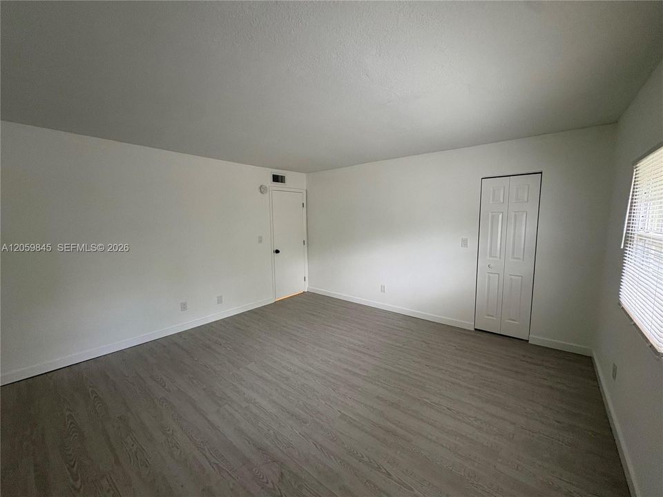 В аренду: $1,800 (2 спален, 1 ванн, 0 Квадратных фут)