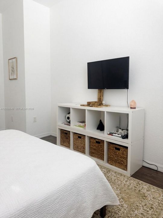 En Venta: $499,000 (3 camas, 2 baños, 1420 Pies cuadrados)