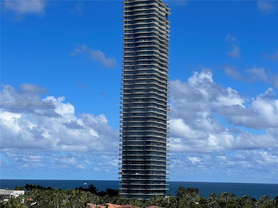 For Rent: $3,190 (2 beds, 2 baths, 1549 Square Feet)