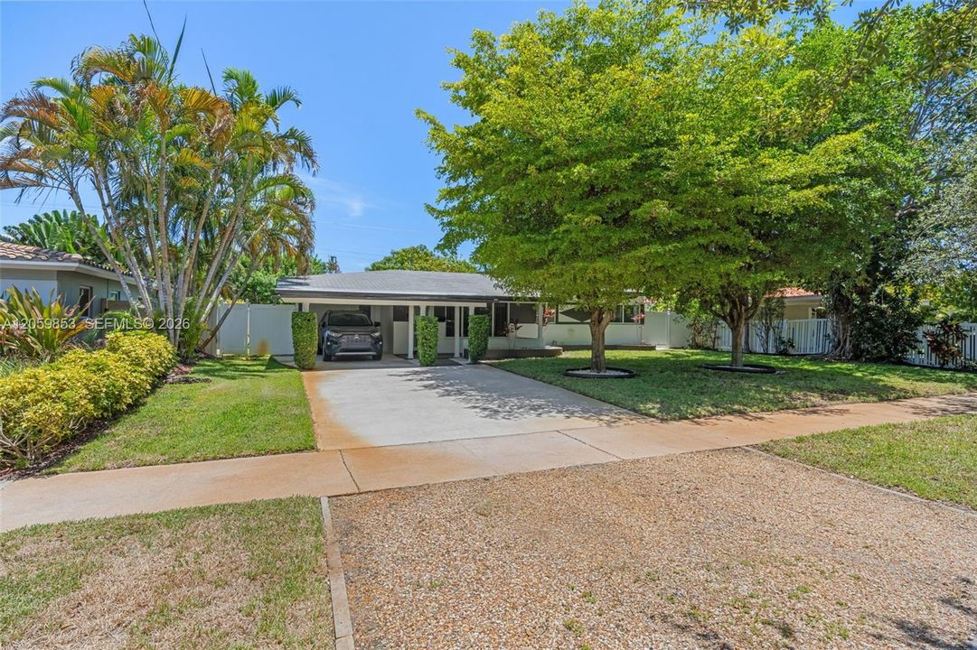 En Venta: $839,000 (2 camas, 2 baños, 1526 Pies cuadrados)
