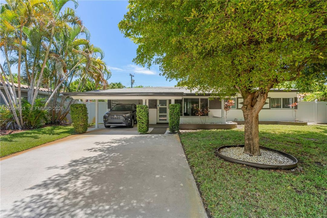 En Venta: $839,000 (2 camas, 2 baños, 1526 Pies cuadrados)