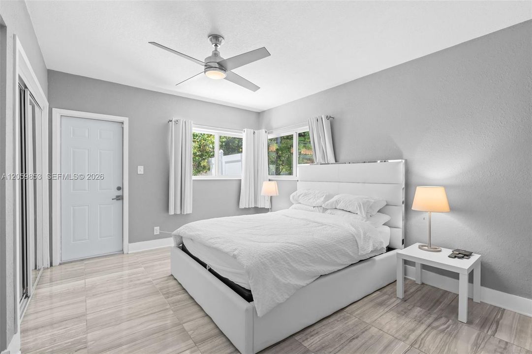 En Venta: $839,000 (2 camas, 2 baños, 1526 Pies cuadrados)