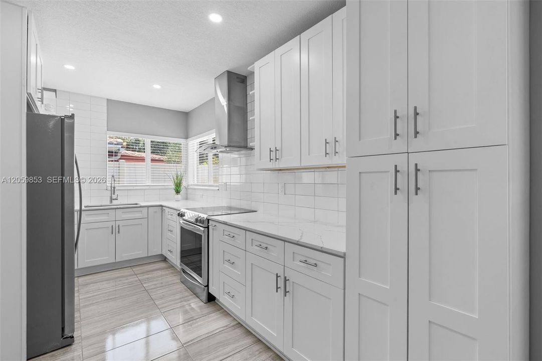 En Venta: $839,000 (2 camas, 2 baños, 1526 Pies cuadrados)