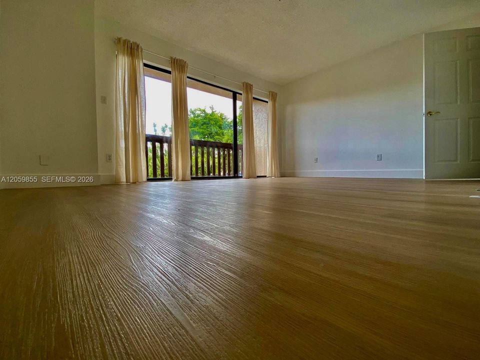 For Rent: $3,200 (3 beds, 2 baths, 1340 Square Feet)