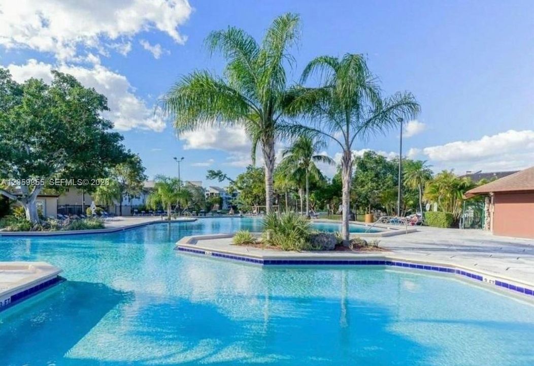 For Rent: $3,200 (3 beds, 2 baths, 1340 Square Feet)