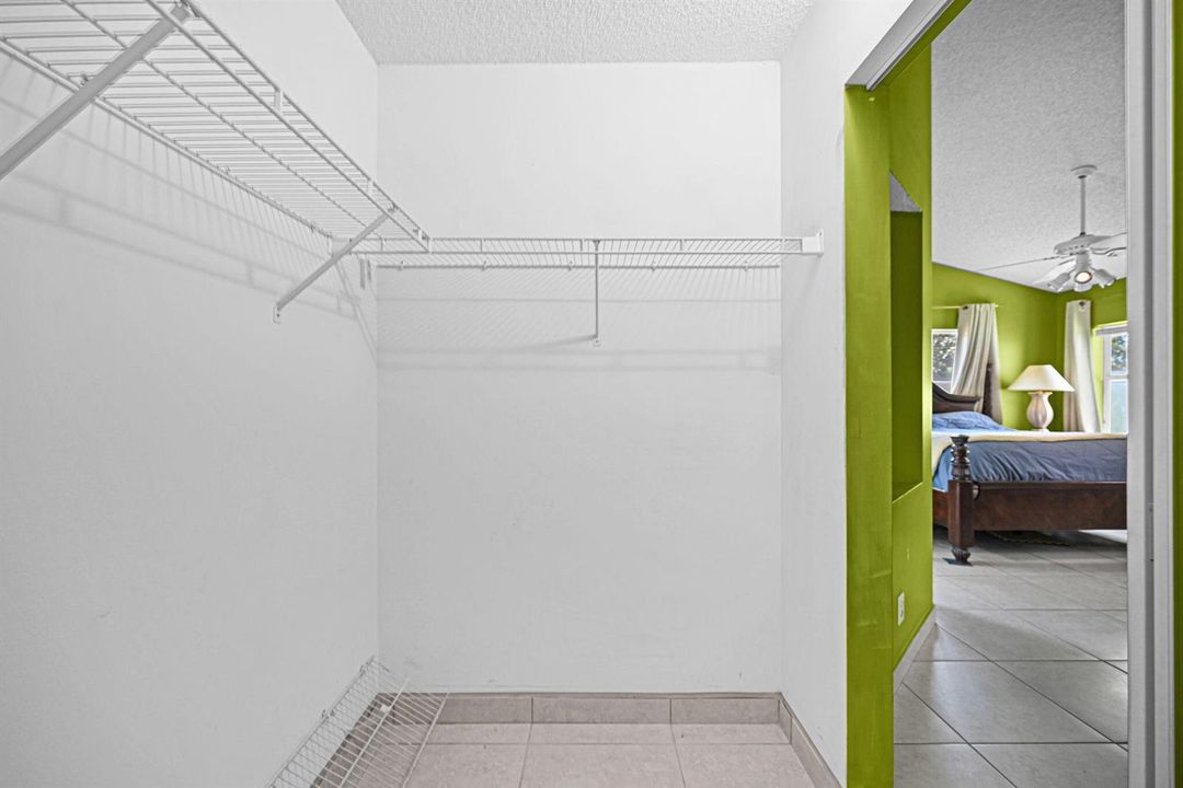 Walk In Closet