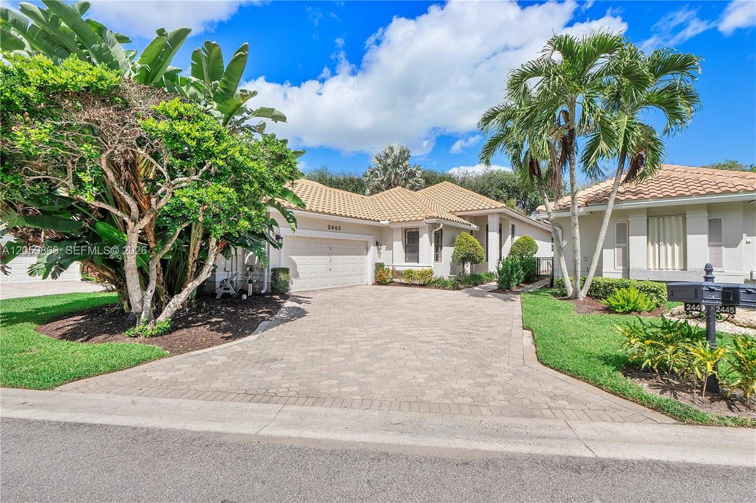For Sale: $690,000 (3 beds, 2 baths, 2103 Square Feet)
