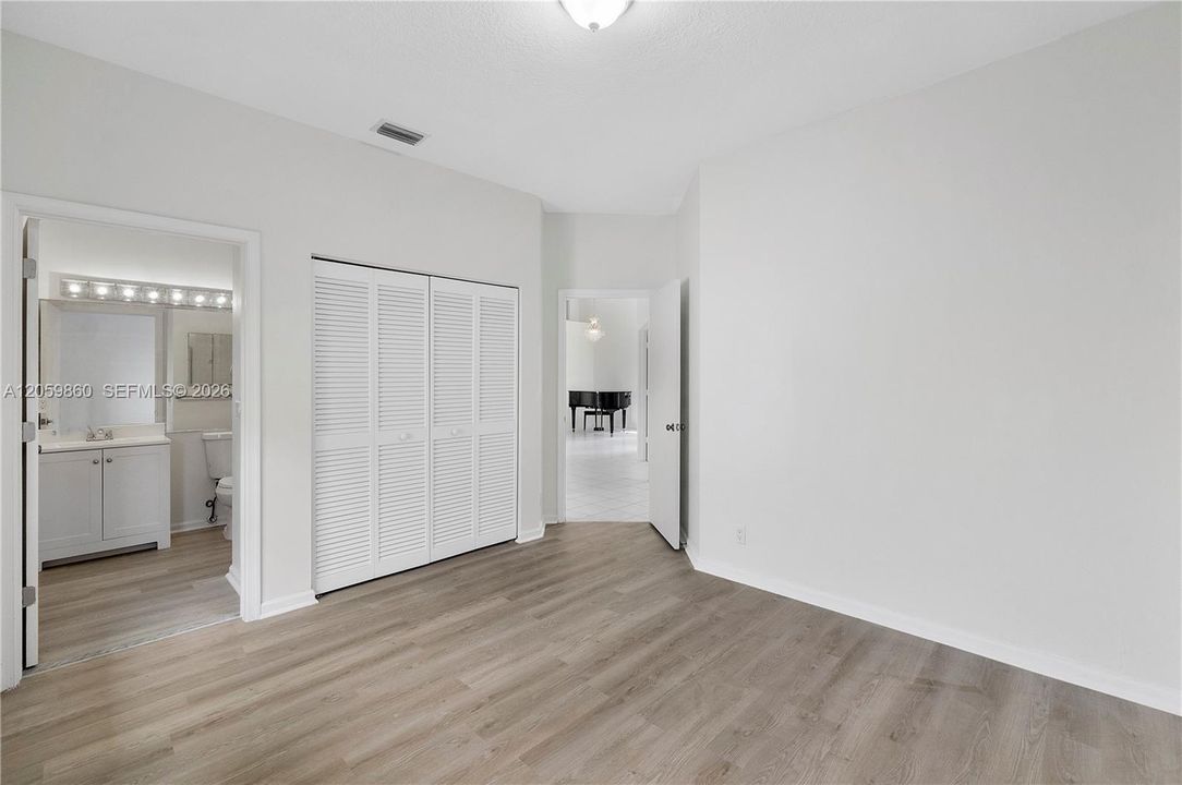 For Sale: $690,000 (3 beds, 2 baths, 2103 Square Feet)