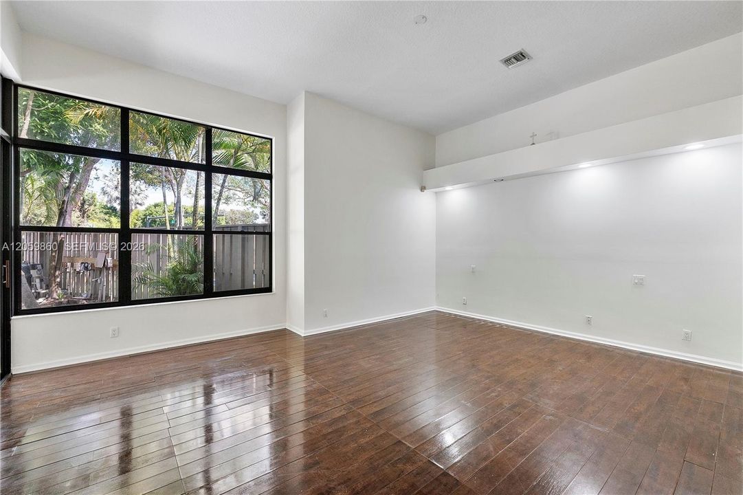 For Sale: $690,000 (3 beds, 2 baths, 2103 Square Feet)