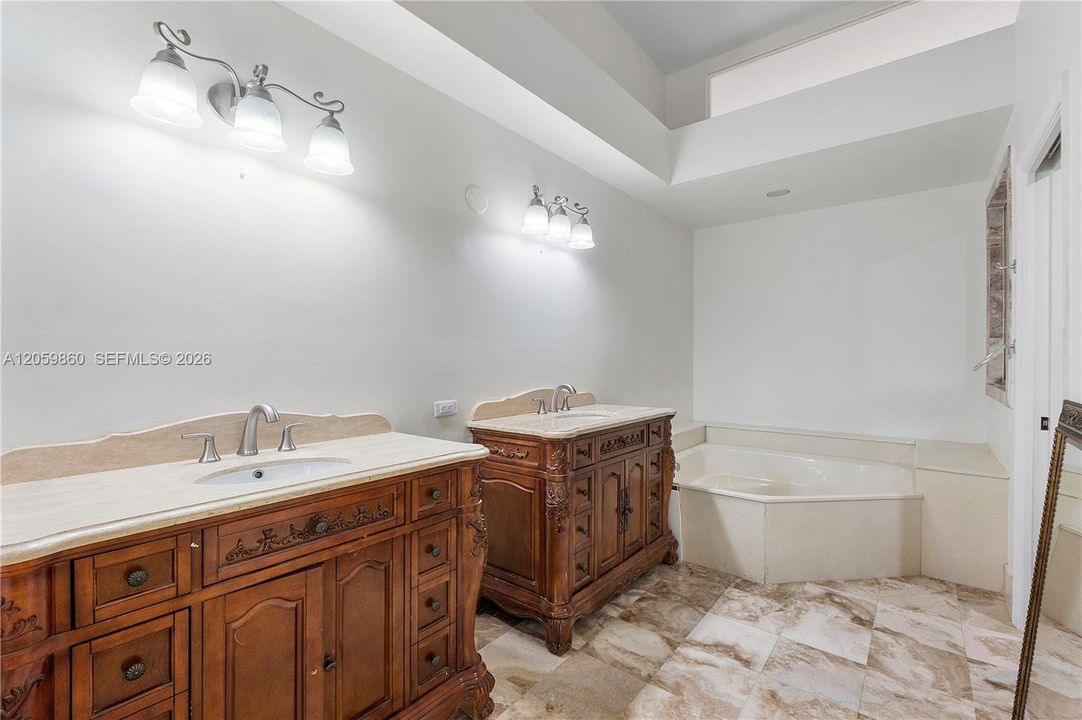 For Sale: $690,000 (3 beds, 2 baths, 2103 Square Feet)