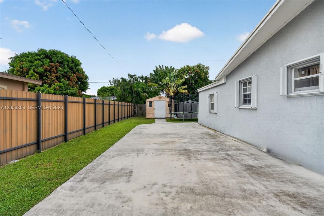 En Venta: $589,000 (3 camas, 2 baños, 1290 Pies cuadrados)