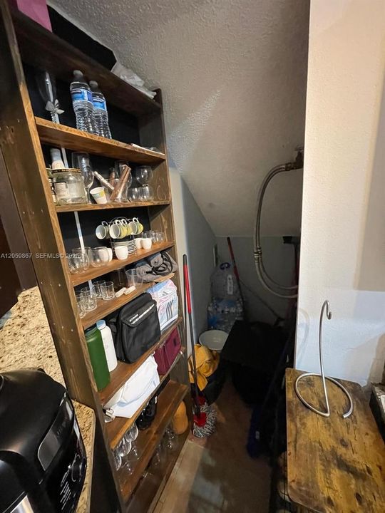 pantry/storage