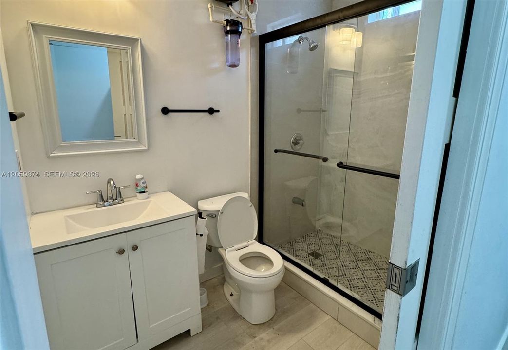 В аренду: $3,000 (3 спален, 2 ванн, 1000 Квадратных фут)