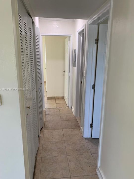 В аренду: $2,100 (2 спален, 2 ванн, 1030 Квадратных фут)