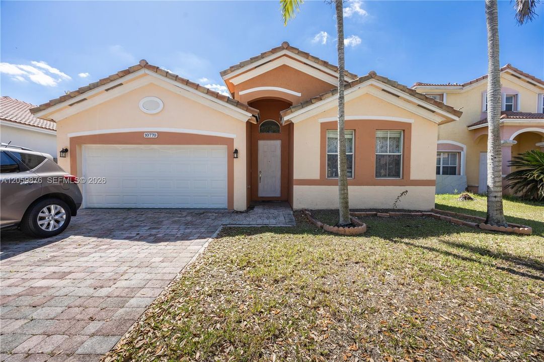 For Rent: $3,500 (4 beds, 3 baths, 1765 Square Feet)
