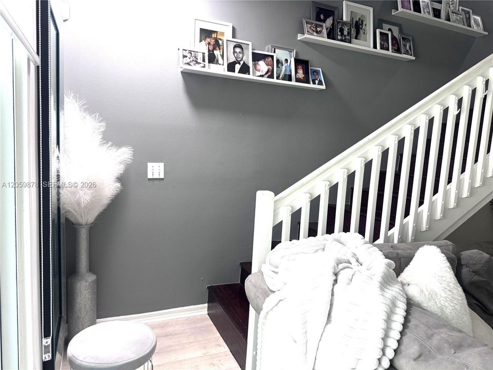 En Venta: $445,000 (2 camas, 2 baños, 1261 Pies cuadrados)