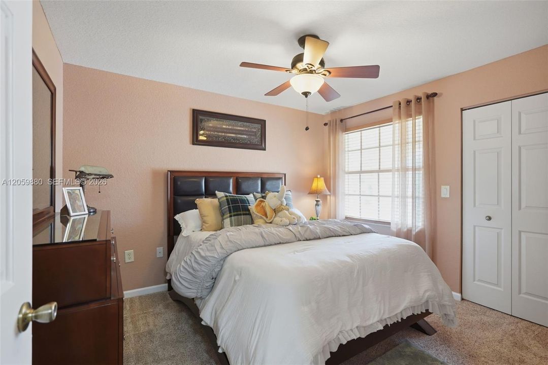 For Sale: $1,090,000 (6 beds, 4 baths, 3192 Square Feet)