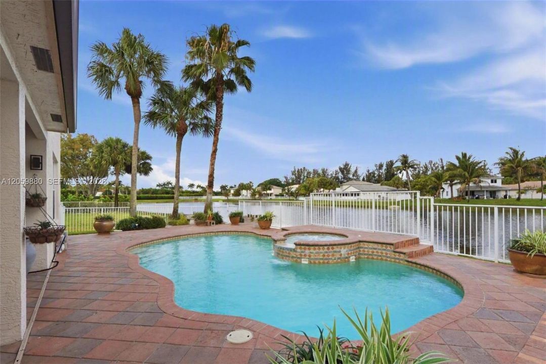 For Sale: $1,090,000 (6 beds, 4 baths, 3192 Square Feet)