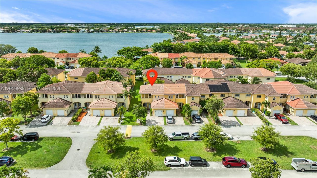 For Sale: $490,000 (2 beds, 2 baths, 1234 Square Feet)