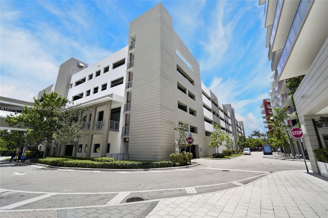 En Venta: $460,000 (2 camas, 2 baños, 1244 Pies cuadrados)