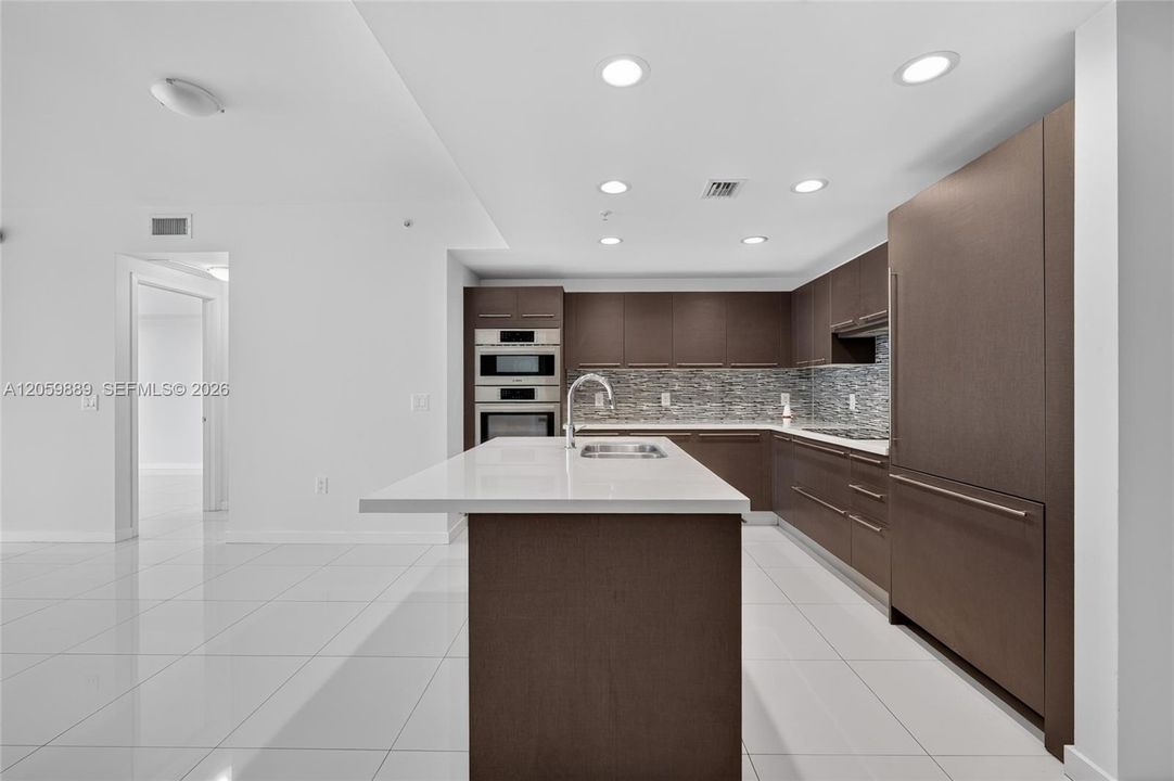 En Venta: $460,000 (2 camas, 2 baños, 1244 Pies cuadrados)