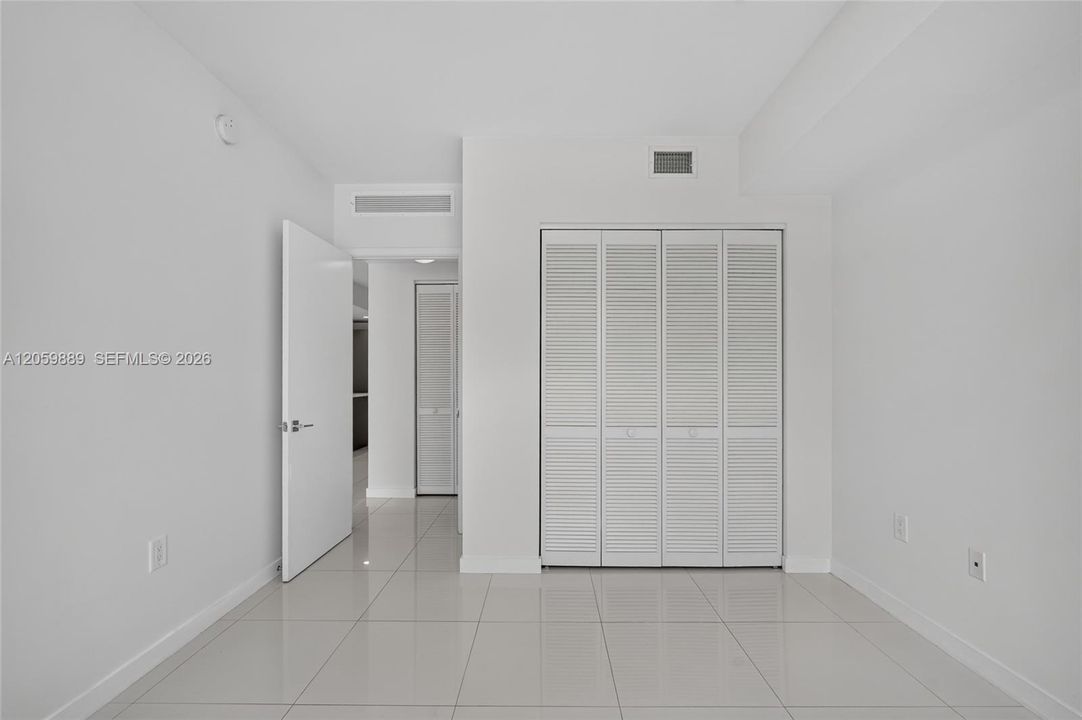 En Venta: $460,000 (2 camas, 2 baños, 1244 Pies cuadrados)