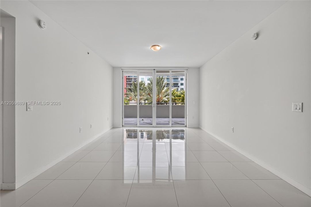 En Venta: $460,000 (2 camas, 2 baños, 1244 Pies cuadrados)