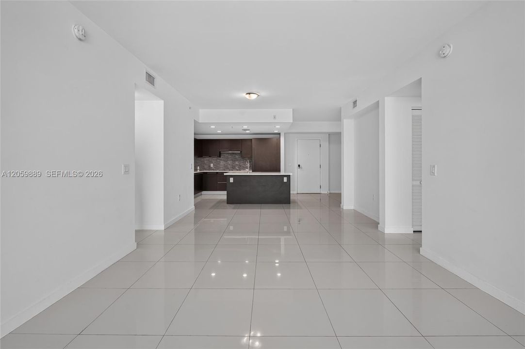 En Venta: $460,000 (2 camas, 2 baños, 1244 Pies cuadrados)