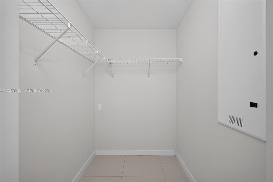 En Venta: $460,000 (2 camas, 2 baños, 1244 Pies cuadrados)