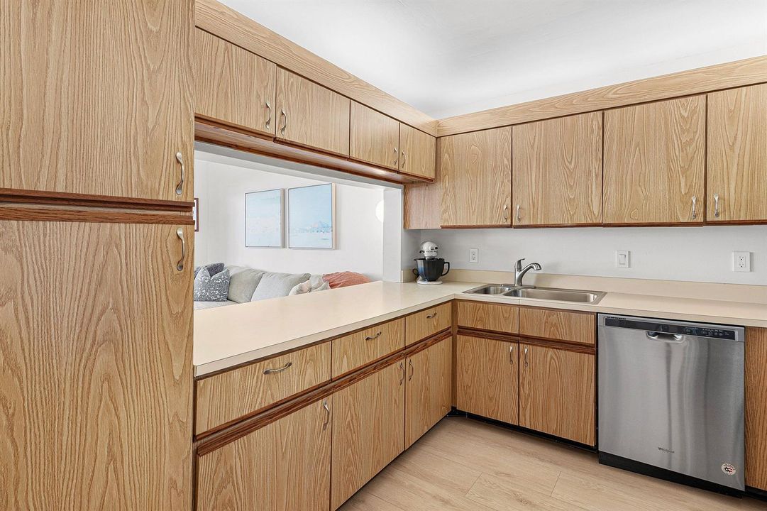 012-603RepublicCourt-DeerfieldBeach-FL-3