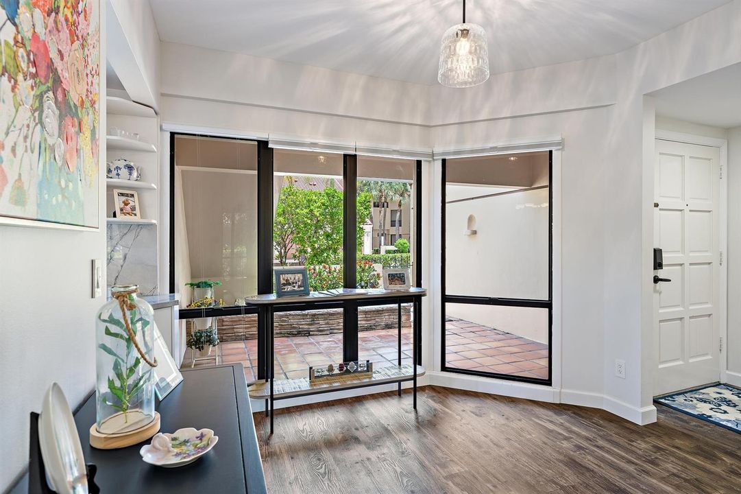 111 Waterview Dr-19