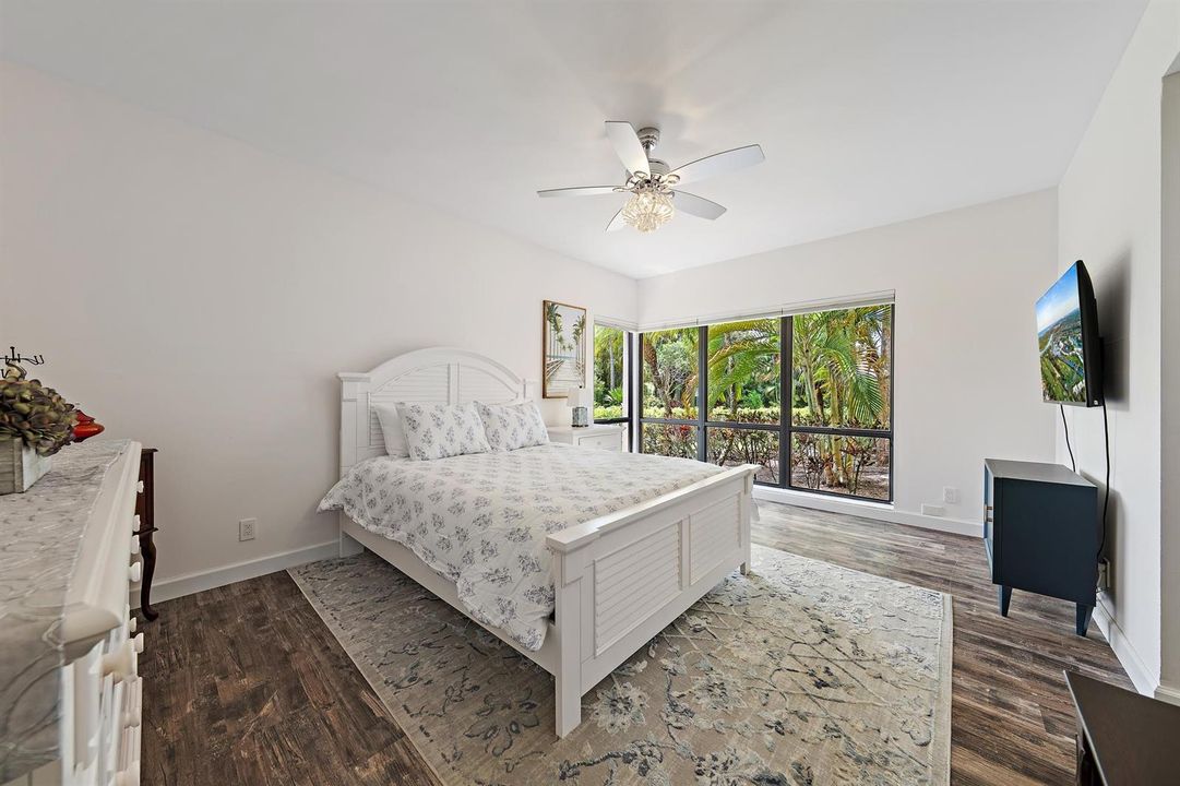 111 Waterview Dr-1