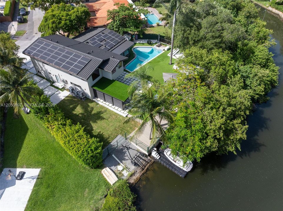 На продажу: $4,175,000 (5 спален, 6 ванн, 3760 Квадратных фут)