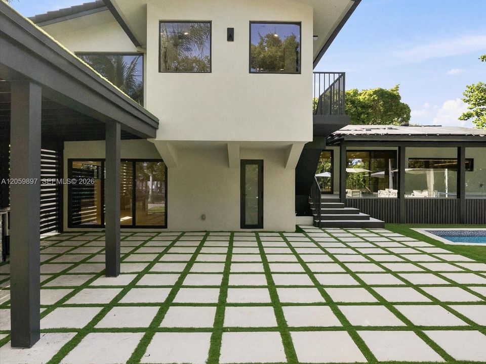 На продажу: $4,175,000 (5 спален, 6 ванн, 3760 Квадратных фут)