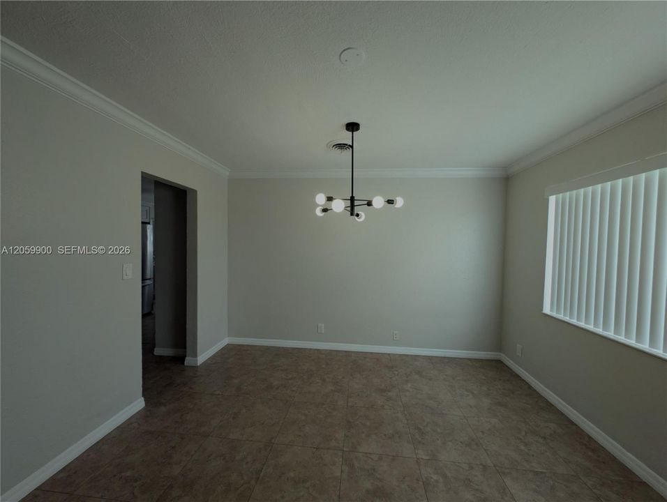En Renta: $3,500 (4 camas, 2 baños, 1691 Pies cuadrados)