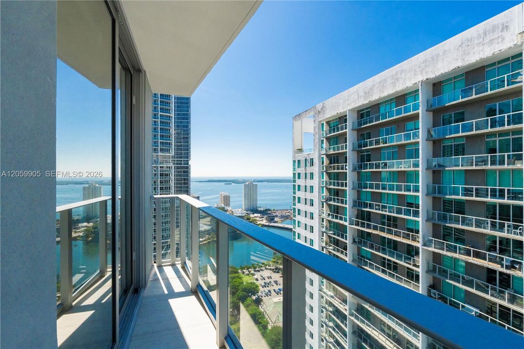 En Venta: $1,059,000 (1 camas, 1 baños, 833 Pies cuadrados)