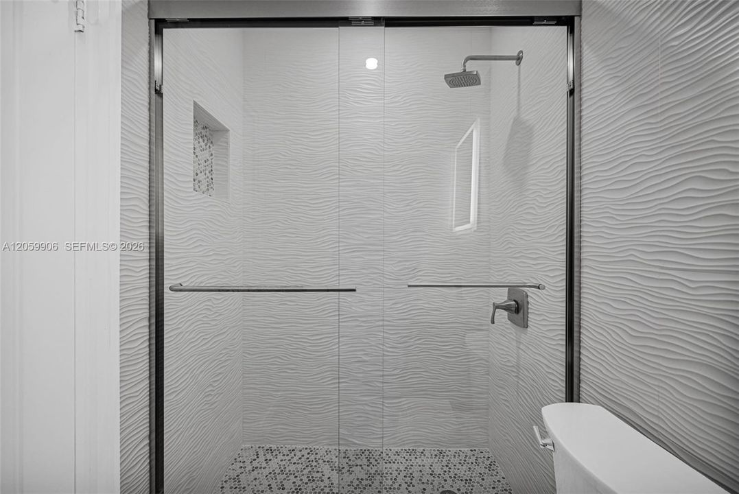 В аренду: $2,500 (2 спален, 2 ванн, 1357 Квадратных фут)