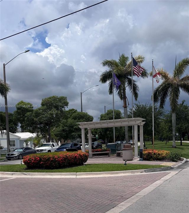 For Sale: $1,400 (0 beds, 0 baths, 2550 Square Feet)