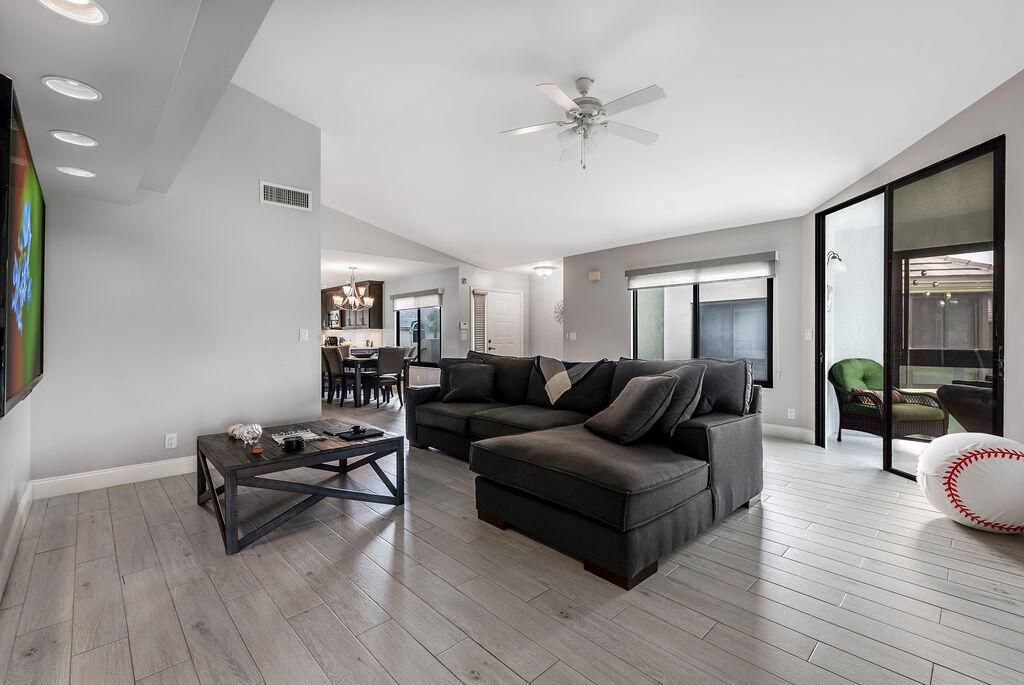 15941LochKatrineTrail#7003-12