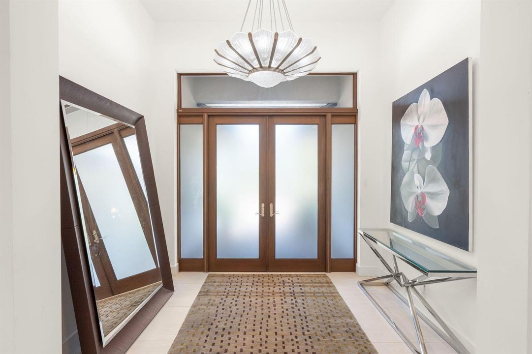16-web-or-mls-2517 NE 13th St, Fort Laud
