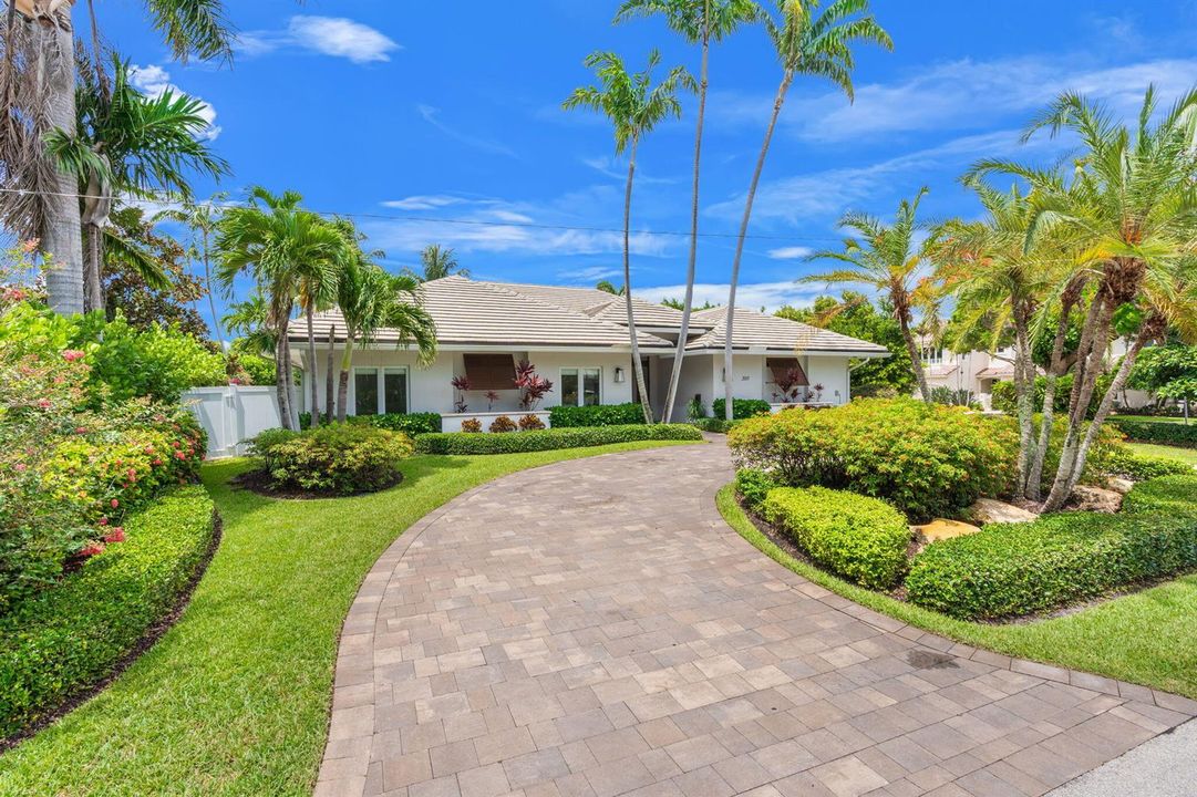 3-web-or-mls-2517 NE 13th St, Fort Laude