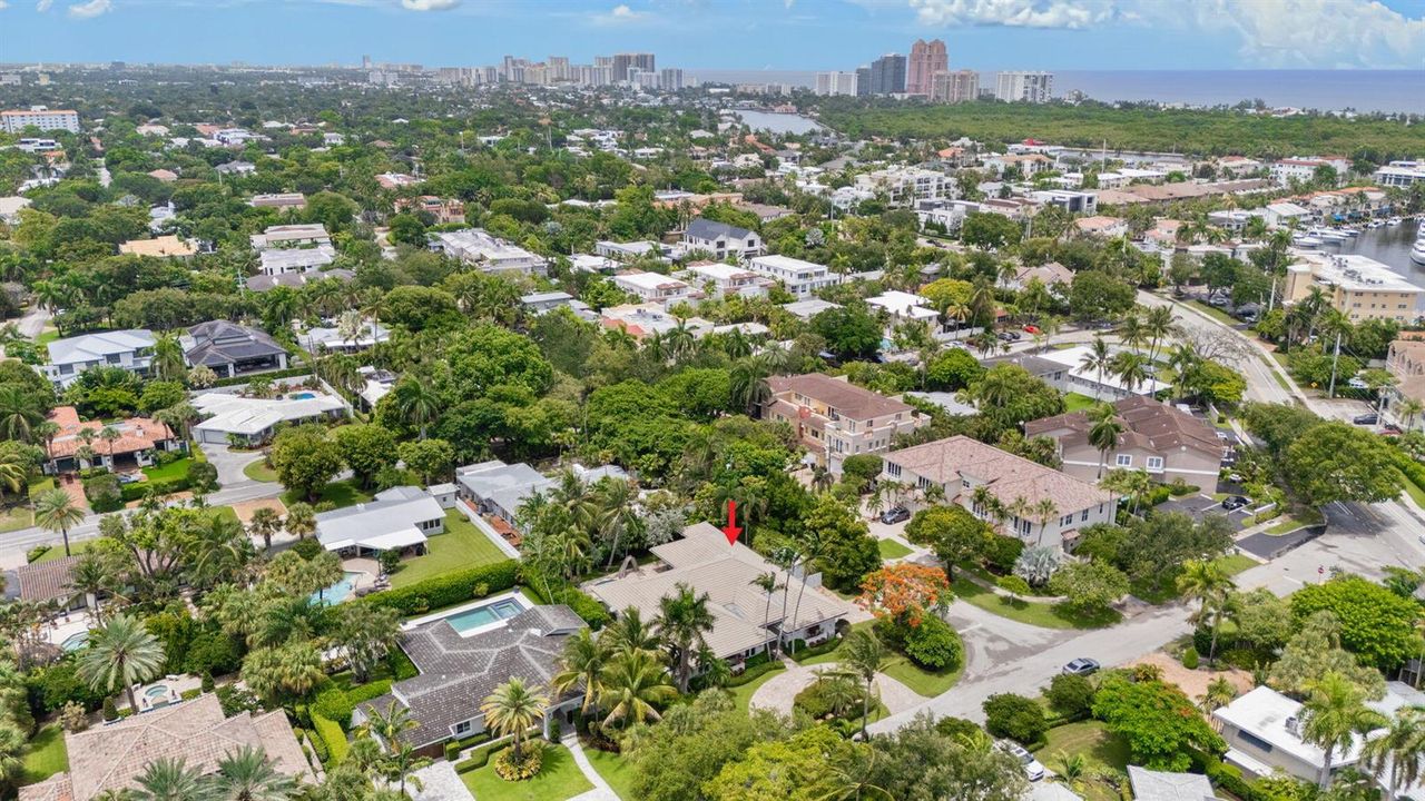 55-web-or-mls-2517 NE 13th St, Fort Laud