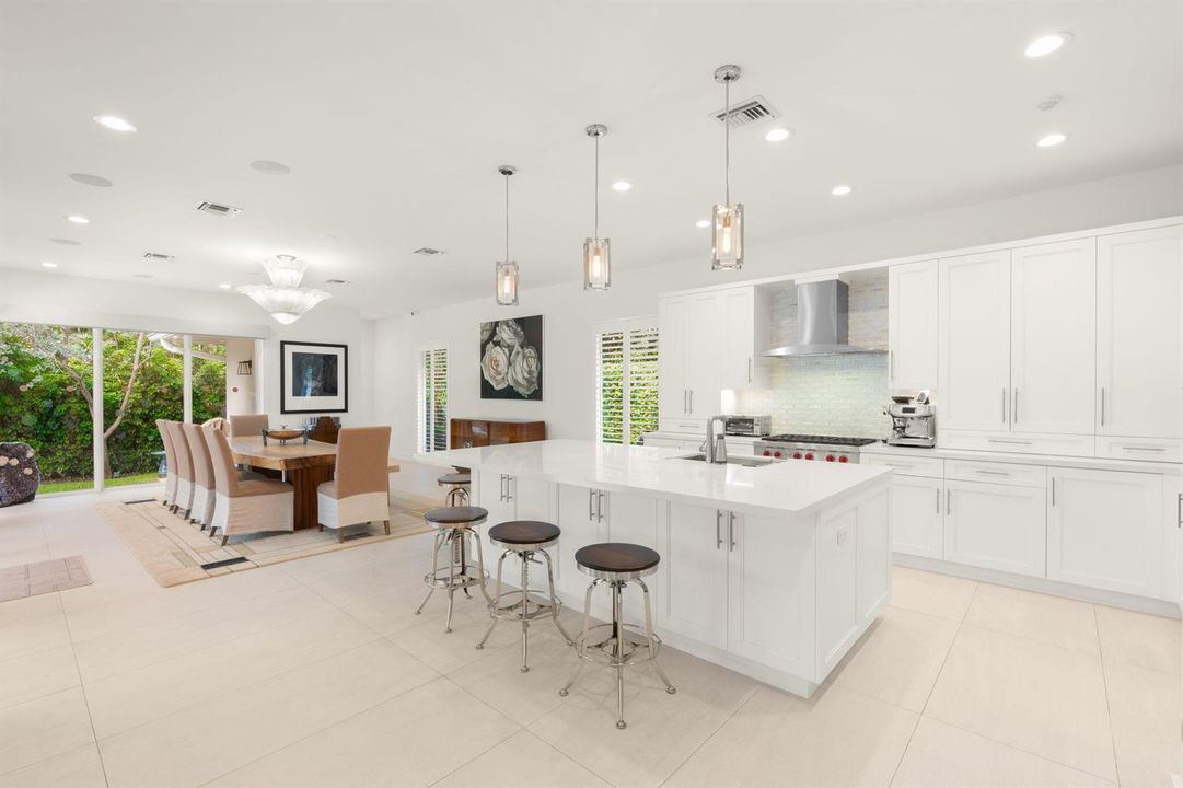 48-web-or-mls-2517 NE 13th St, Fort Laud